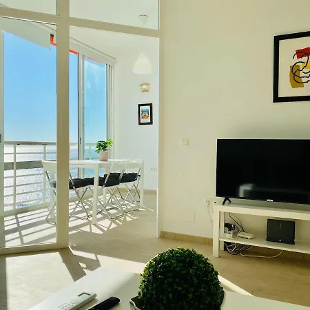 ¡magnificas Vistas Al Mar! Piscina Y Wifi Gratis