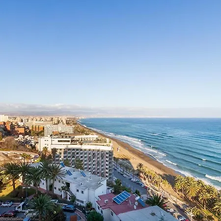 ¡magnificas Vistas Al Mar! Piscina Y Wifi Gratis Torremolinos