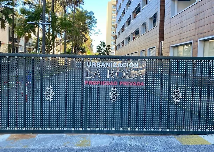 ¡magníficas Vistas Al Mar! Piscina Y Wifi Gratis Apartamento *