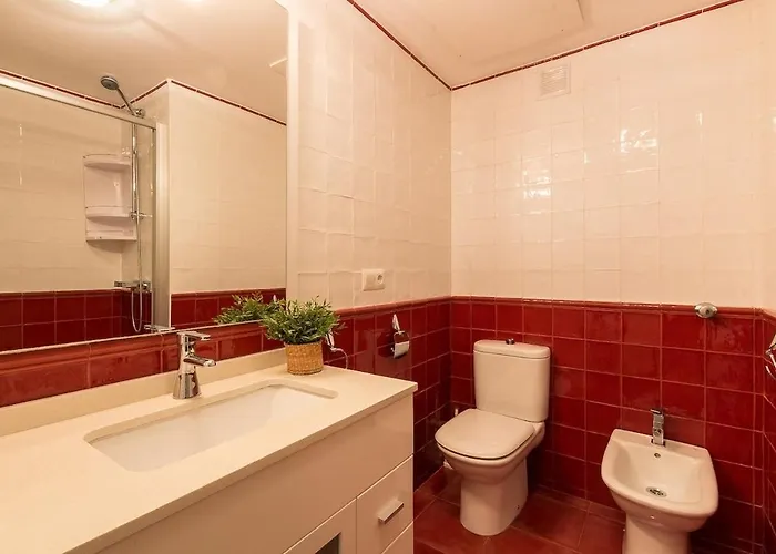 ¡magníficas Vistas Al Mar! Piscina Y Wifi Gratis Apartamento *