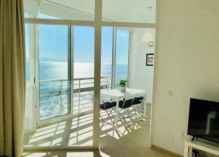Apartamento ¡magníficas Vistas Al Mar! Piscina Y Wifi Gratis *