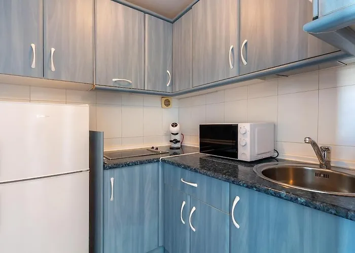 ¡magníficas Vistas Al Mar! Piscina Y Wifi Gratis Apartamento